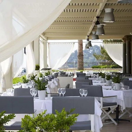 מלון Mon Repos Palace - Adults Only 4*